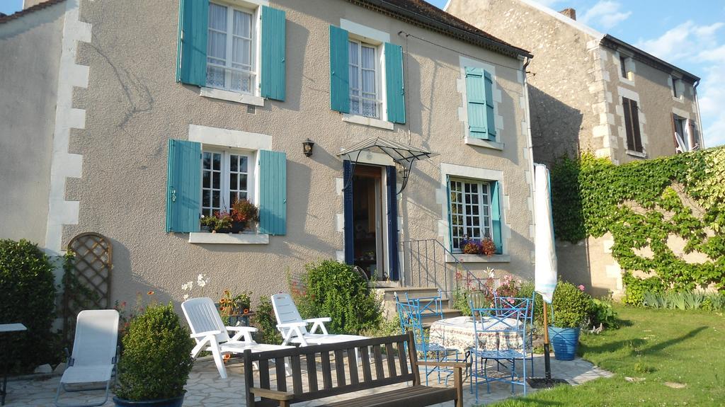 Hôtel La Maison Bleue à Arquian Extérieur photo